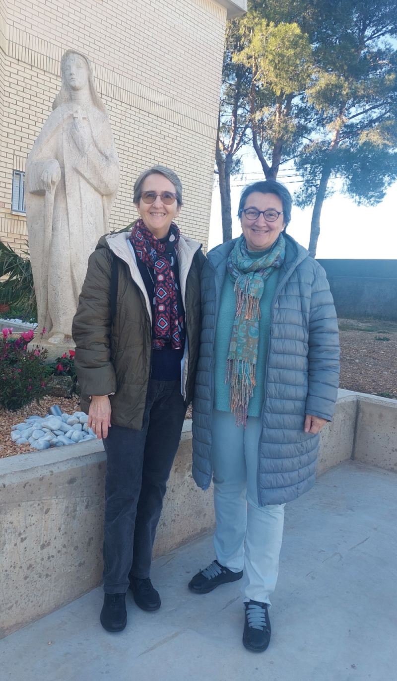 Hnas Ángela y Upe en Zaragoza